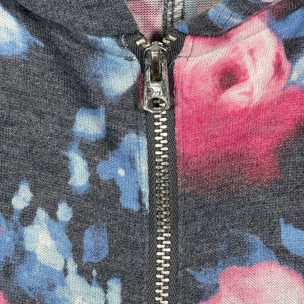 Abercrombie Kids Floral Rose gray Peplum Zip Up Hoodie Cardigan Size 13/14‎ NWOT